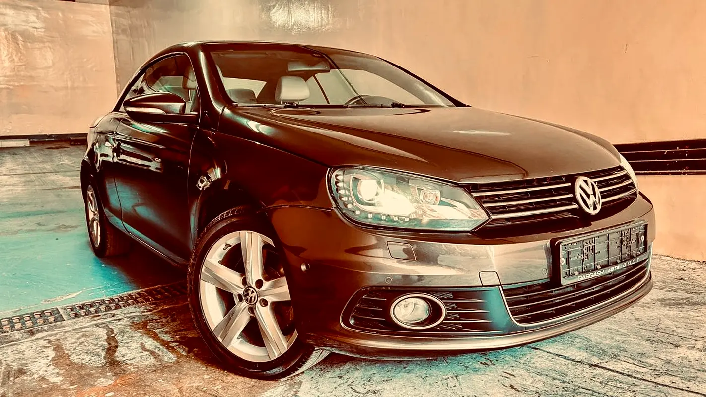Volkswagen Eos 2014 — photo 1 of 18