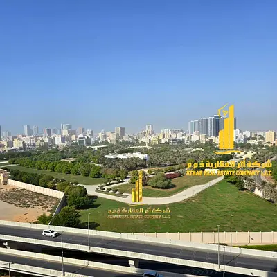 لراغبي الفخامة والتميز شقة فاخرة للايجار الشهري غرفة وصالة باطلالة مفتوحة مفروشة بالكامل باثاث راق جدا مع مطبخ مجهز بالكامل بأحدث الاجهزة ✨
