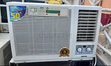 Ac GEEPAS 2ton window for sale almost new