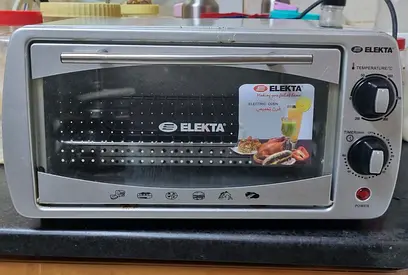 Elekta Compact Electric Oven / Toaster - Good Working Condition