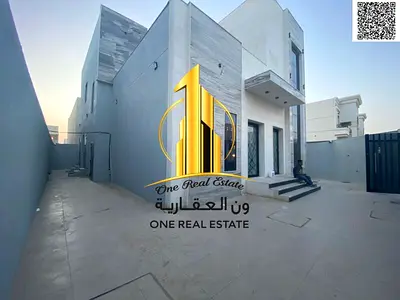 🏡 فيلا أول ساكن للإيجار في الحليو 2 ✨ فيلا جديدة بتشطيبات مميزة ومساحات واسعة، مناسبة للعائلات. 🔹 تتكون الفيلا من: 4 غرف نوم ماستر مجلس واسع صالة غر