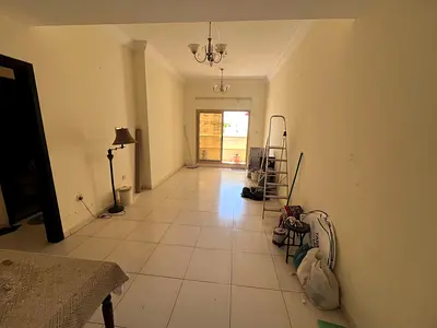 شقة فخمة وإطلالة مفتوحة في مدينه الامارات | 2 حمام + مساحه ممتازه | 25 الف على 4 أو 6 دفعات