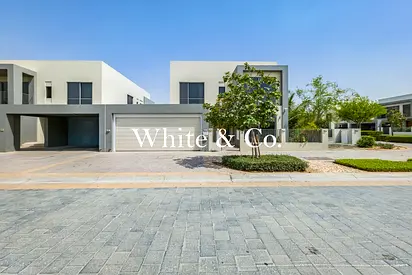 Fully Furnished | Extended | Corner Plot