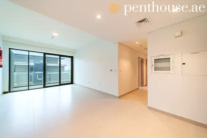 Spacious Layout | Ready to Move | Prime Location
