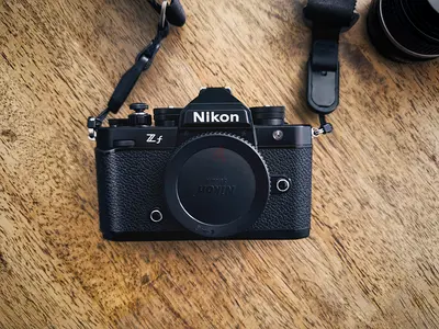 Nikon Zf + 2 lenses