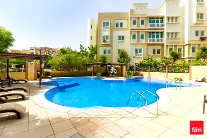 Big Layout I Near Metro I Ideal For Family Living