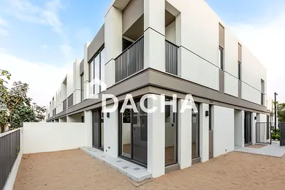 Close to Amenities | Vacant | Back-to-Back