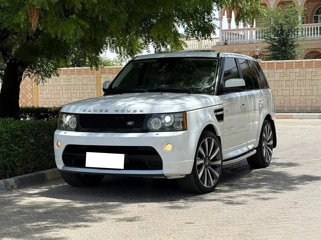 Land Rover Range Rover Sport 2012 — photo 1 of 14