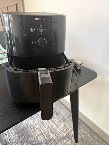 Philips Air Fryer (Used) - Black