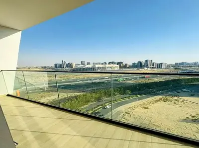 UNFURNISHED 1 BEDROOM, CHILLER FREE, LARGE LAYOUT WITH BALCONY