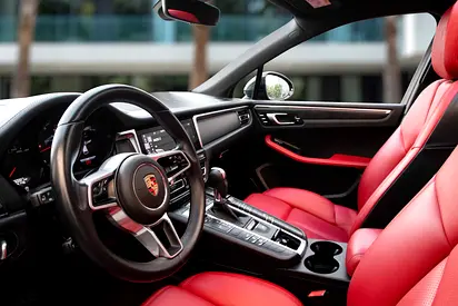 2021 Porsche MACAN — фото 9