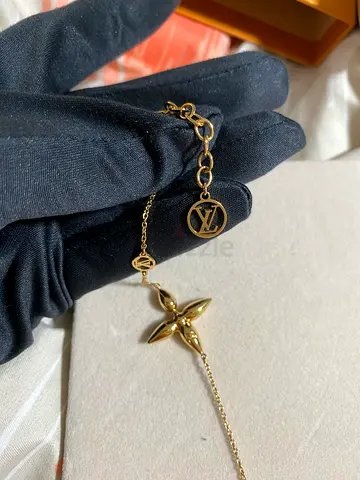 Louis Vuitton Louisette Bracelet - Gold plated only. Accessory only