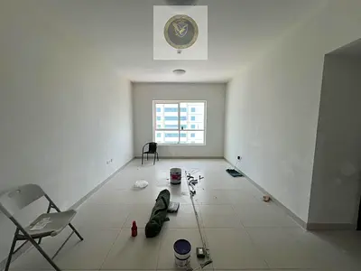 Open view | 2 bedrooms and a living room | Parking | Balcony | Second occupant | Central air conditioning | Prime location