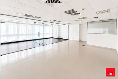 Vacant | High Floor | Community Expert