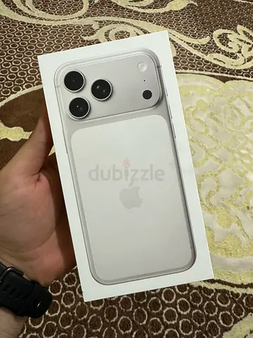 iPhone 17 Pro Max 256gb (sealed box) - Silver, TDRA