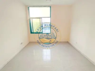 Limited offer Spacious apartment 1bhk available for family in a reasonable price easy exit to duabi