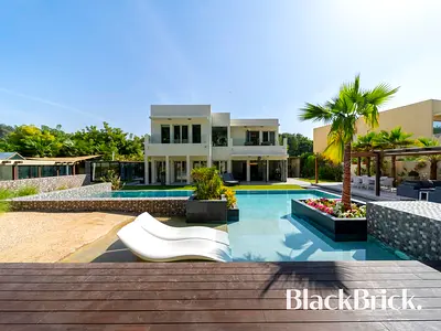 Upgraded | Largest Plot | Fully Furnished