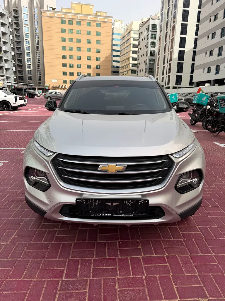 Chevrolet Groove 2023 — photo 1 of 14
