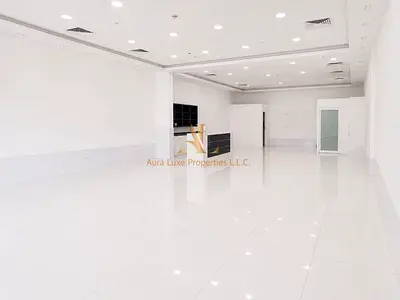 Sheikh Zayed RD: Premium Location| Fitted Shop| Best Footfall