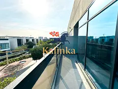 3 Bedrooms+Maid | Vacant | Near Park and School