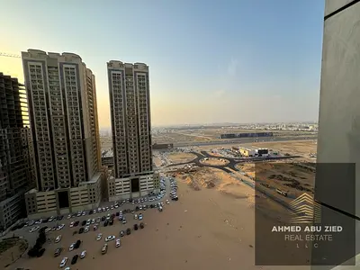 Prime location - Open view - Upscale accommodation - 24-hour security - Reasonable prices