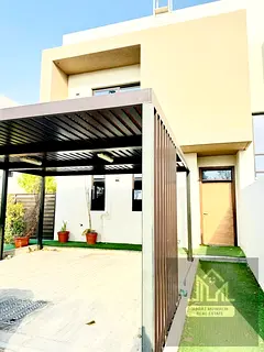 Limited time offer 3BR Corner Townhouse Specious Size with All Amenities in Community