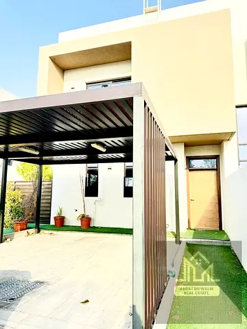 Limited time offer 3BR Corner Townhouse Specious Size with All Amenities in Community