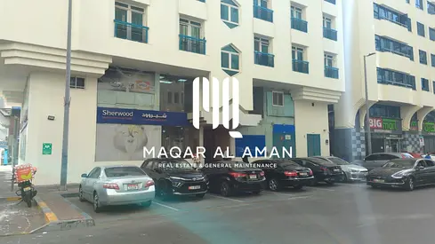 محلات تجارية للإيجار في النادي السياحي أبوظبي | موقع رئيسي على الشارع العام | بدروم ومحلات أرضية | 406 م²