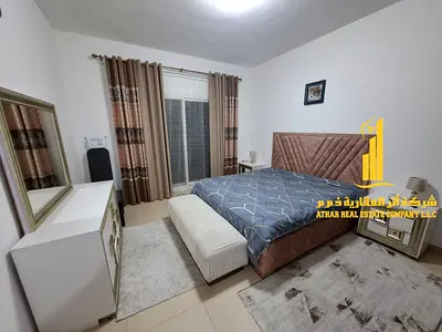 شقة فاخرة غرفة وصالة مفروشة بالكامل فرش جديد راقى جدا بموقع مميز جدا شامل كافة الفواتير والانترنت وموقف سيارة خاص داخل الابراج