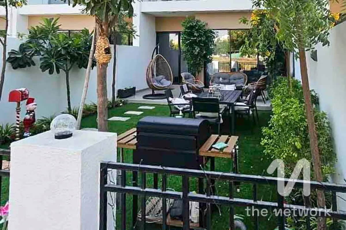 Fully Furnished | Negotiable | Single Row