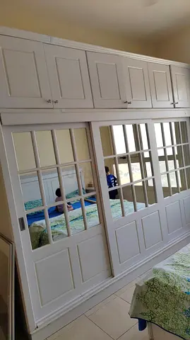 BEAUTIFUL WARDROBE CUPBOARD 6 DOOR SLIDING