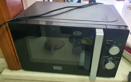 Black  Decker Compact Microwave (Used)