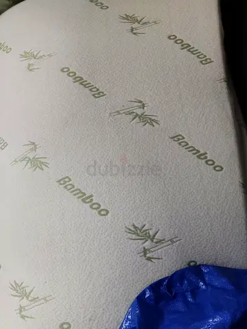 Single Bamboo Memory Foam Mattress Topper - Good Condition still new