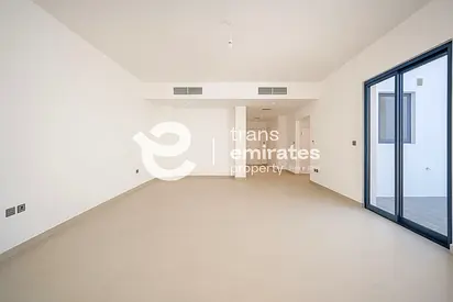 Double Row | Prime Location | Vacant Now