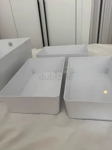 Set of 4 White Wall-Mounted Storage Boxes Shelves different sizes