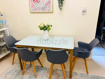 Dinning set 4 Chairs
