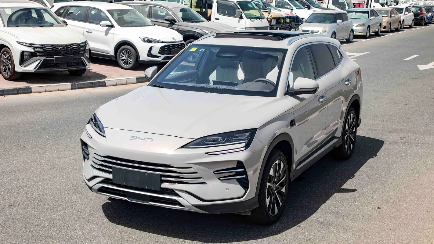 BYD Song Plus 2025 — photo 1 of 16