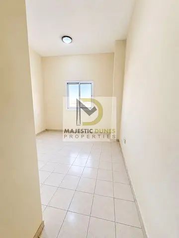 1BR Apartment | Global Green View | Road View