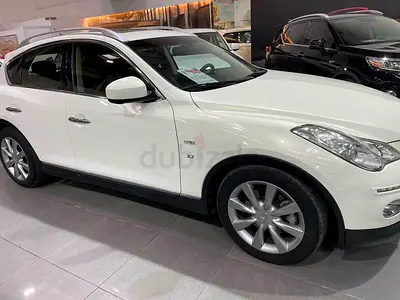 Infiniti QX 50 GCC- 2015- 142 000 kms