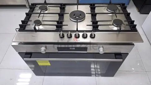 Bosch latest model electric oven and gass cooktop built-in set 90cm integrated