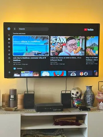 Selling star sat 40 inches smart LED TV in excellent condition due to urgent move out. In 400 AED on