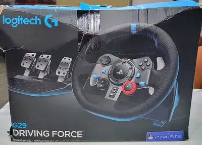 Logitech G29 Steering wheel  PS4 / PS5 / PC compatible