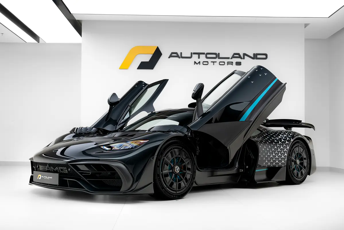 Mercedes-Benz AMG 2023 — photo 1 of 20