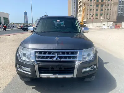 Mitsubishi Pajero 2016 GLX 3.8 L V6 4X4 GCC SPECS VERY GOOD CONDITION CAR SALE