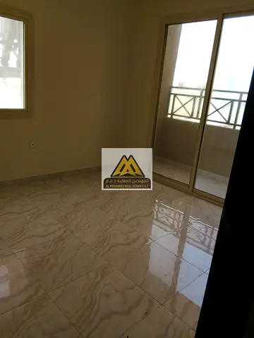 سعر ممتاز | مساحة ممتازة |منطقة حيوية | موقع ممتاز | صيانة الدورية على المالك | اطلالة مفتوحة |  قريب من كل الخدمات  و مخرج دبي و الشارقة