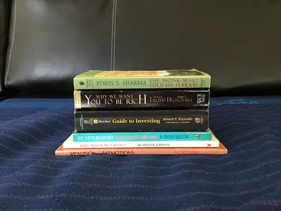 6 MOTIVATIONAL BOOKS