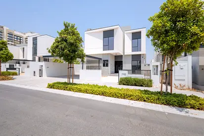 Prime Location | Spacious Layout | 4BR+M Villa