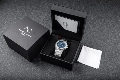 ⌚ Affordable Luxury Watch – Brand New in Box