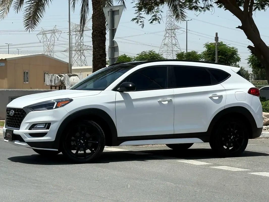 Hyundai Tucson 2019 — photo 1 of 18