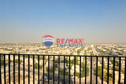 SPACIOUS LAYOUT I PRIME LOCATION I TOWNHOUSES VIEW